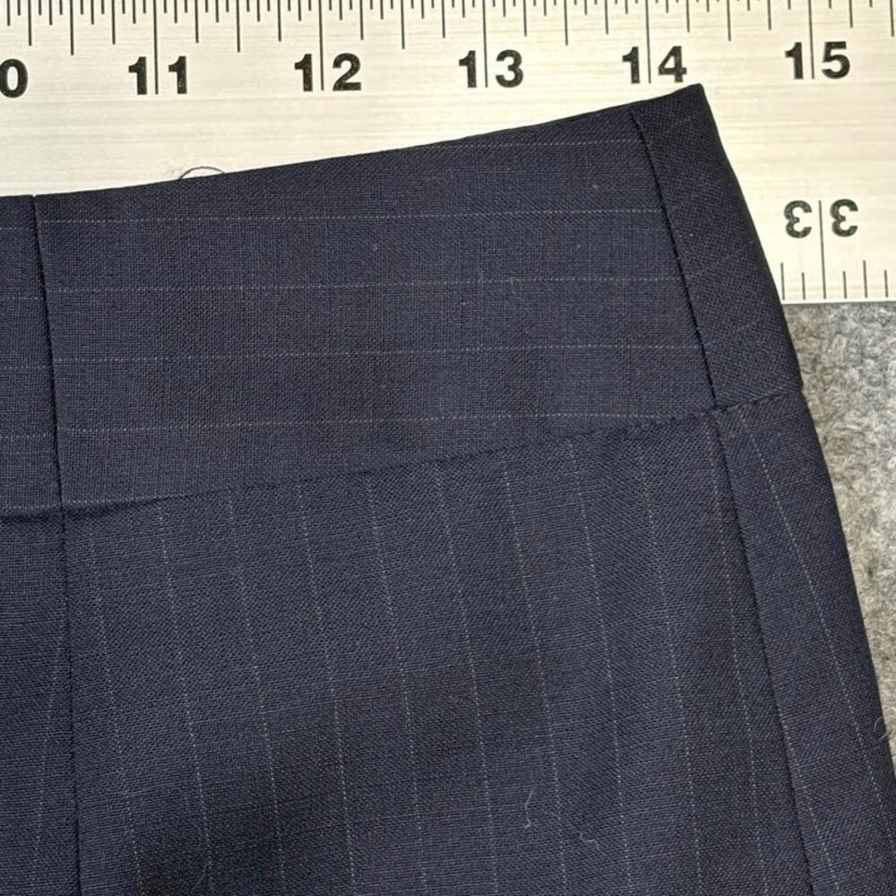 J. Crew Original Fit Navy Pinstripe Skirt Size 2 99% Wool Tailored Separate Sz 2 - Picture 7 of 8